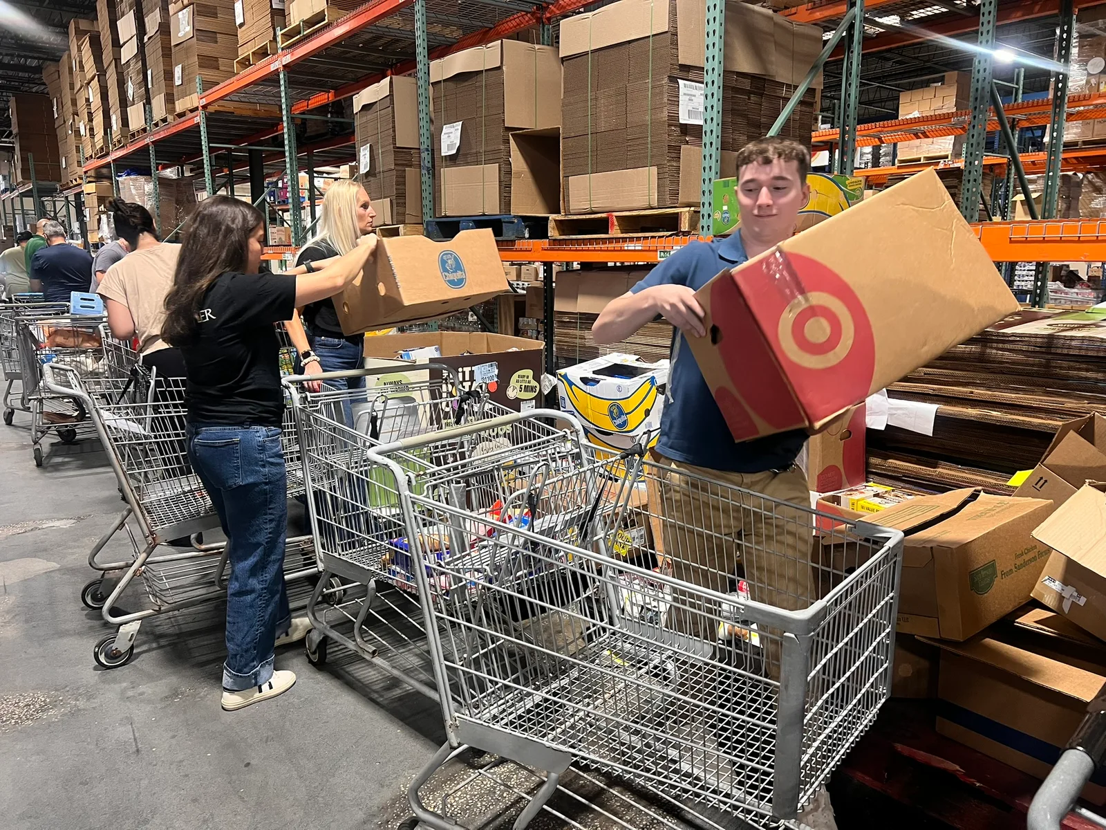 Techworks volunteers at Long Island Cares